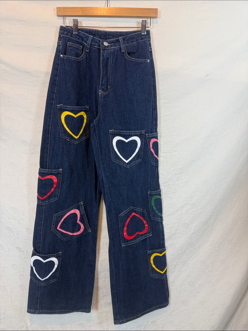 NWOT SHEIN High Waisted Wide Leg Heart Pocket Jeans